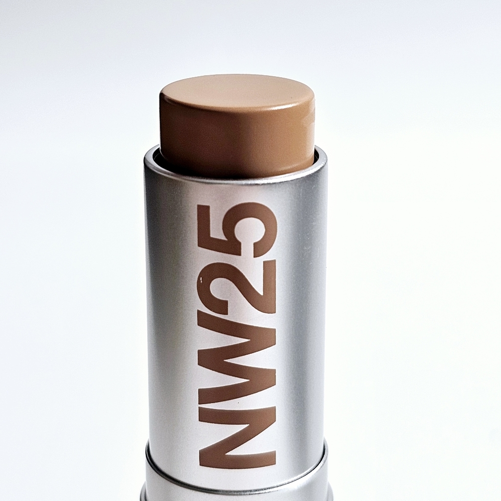 Mac Studio Fix Soft Matte Foundation Stick New - Picture 6 of 16